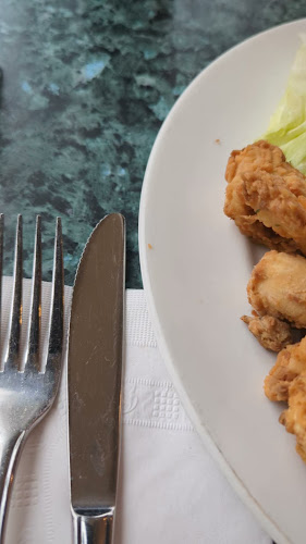 Comentarii opinii despre Peter's on Eglinton Restaurant