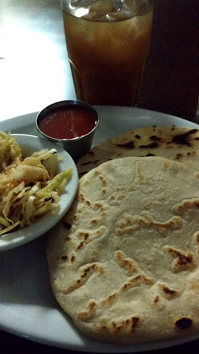 Opinii despre Don Chepe's Restaurant în New Westminster - Hospitality and gastronomy