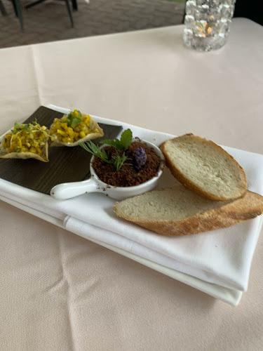 Opinii despre Rouge în Calgary - Hospitality and gastronomy