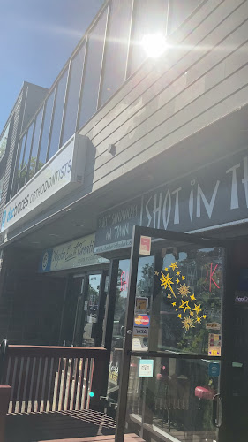 940 N Island Hwy, Campbell River, BC V9W 2C3