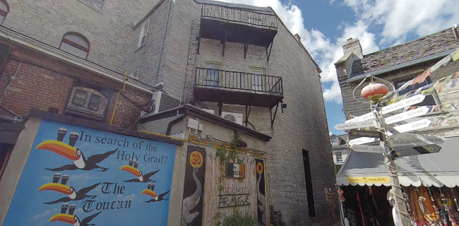 Opinii despre Chez Piggy Restaurant & Bar în Kingston - Hospitality and gastronomy