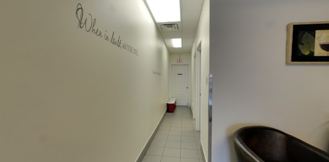 Vin Bon Upper James - Hamilton