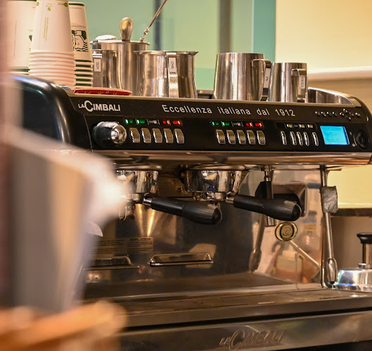 Petit Ami - Vancouver