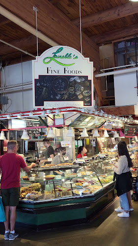 Laurelle's Fine Foods - Hospitality and gastronomy