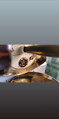 Opinii despre R Ki Coffee Lab în Richmond - Hospitality and gastronomy