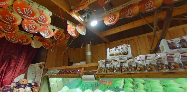 Opinii despre The Apple Factory Farm Market în Brampton - Hospitality and gastronomy