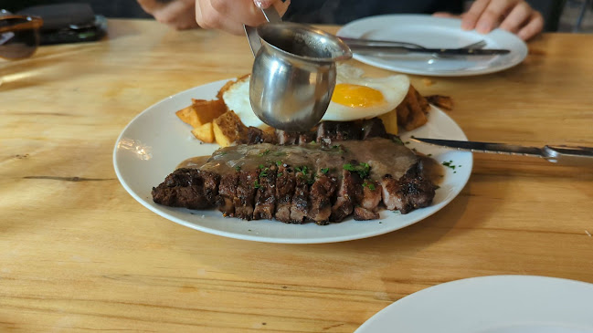 Opinii despre Tapagria Spanish Tapas Restaurant în Thornhill - Hospitality and gastronomy