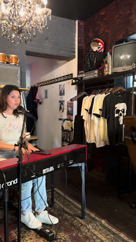 Comentarii opinii despre Bebop Joes Coffee House