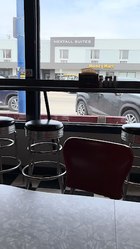 6407 Bowness Rd NW, Calgary, AB T3B 0E6