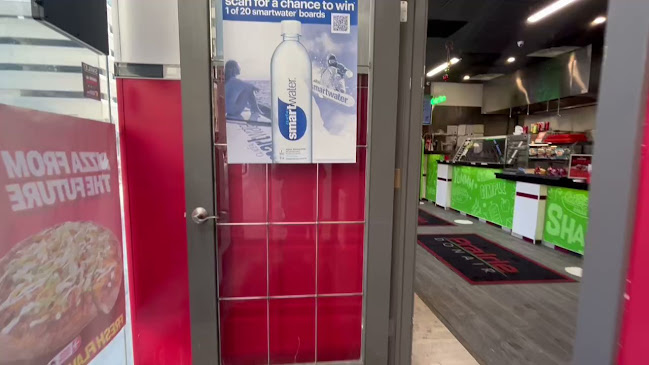 Opinii despre Prairie Donair Hamilton St. Regina în Regina - Hospitality and gastronomy