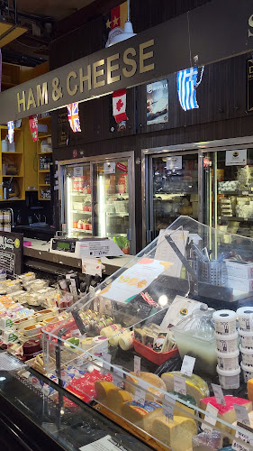 1689 Johnston St, Vancouver, BC V6H 3S2