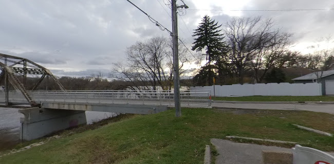 766 Jubilee Ave, Winnipeg, MB R3L 1P7