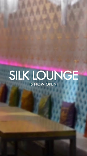 132 Powell St, Vancouver, BC V6A 1G1