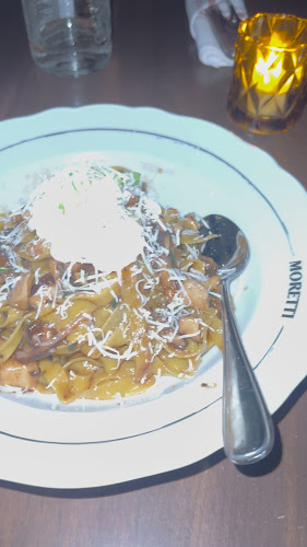 Pizzeria Moretti Toronto - Hospitality and gastronomy