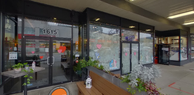 SADRA Persian Restaurant, 1615 Lonsdale Ave, North Vancouver, BC V7M 2J5