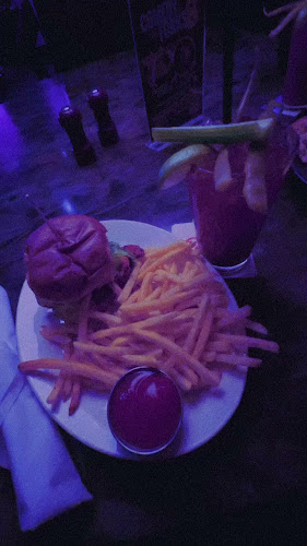 Opinii despre 5 Forks Restaurant în Thunder Bay - Hospitality and gastronomy