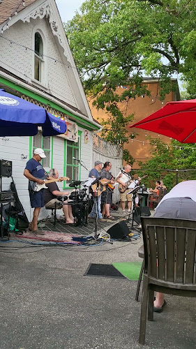 Comentarii opinii despre Deen's Caribbean Restaurant