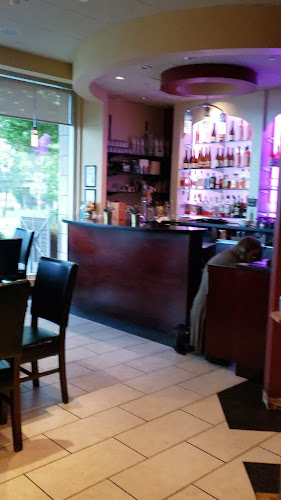 Opinii despre Sizzling Tandoor Uptown în Victoria - Hospitality and gastronomy