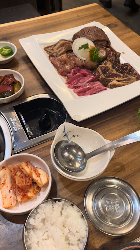 Insadong Korean BBQ Restaurant - Coquitlam