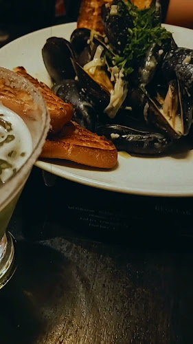 Opinii despre GO Italian Restaurant în Kingston - Hospitality and gastronomy