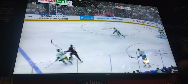 411 College St, Toronto, ON M5T 1T1