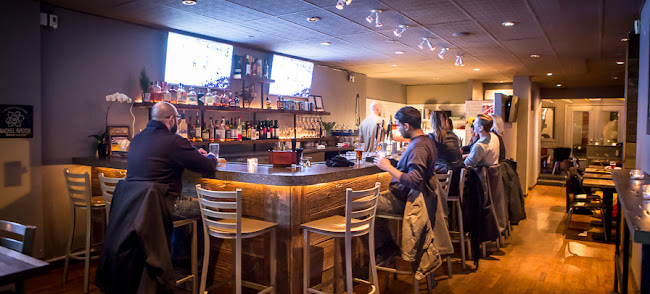 Comentarii opinii despre Round The Horn