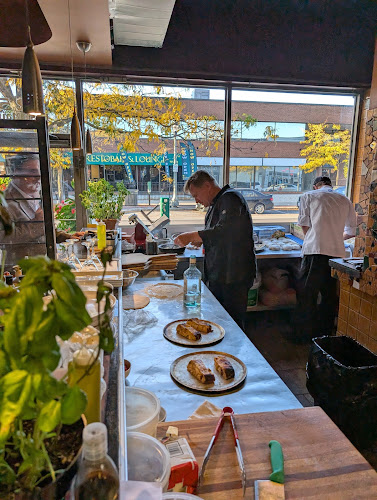 Opinii despre Matteo's Ristorante în Welland - Hospitality and gastronomy