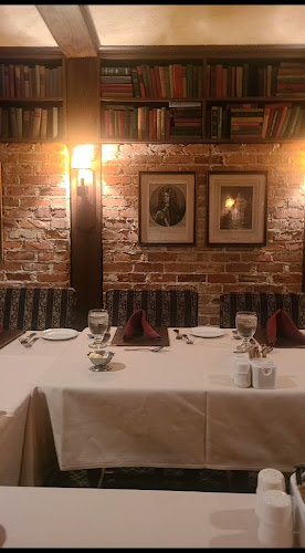 Opinii despre Bailey's Restaurant în Winnipeg - Hospitality and gastronomy