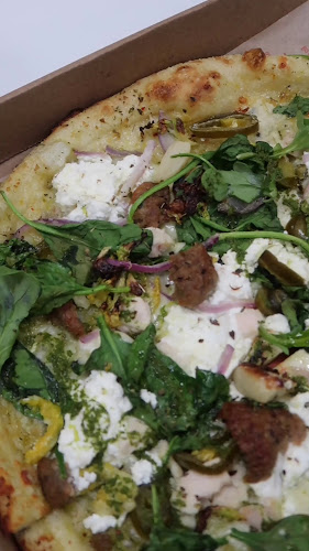 Opinii despre Blaze Pizza în Toronto - Hospitality and gastronomy