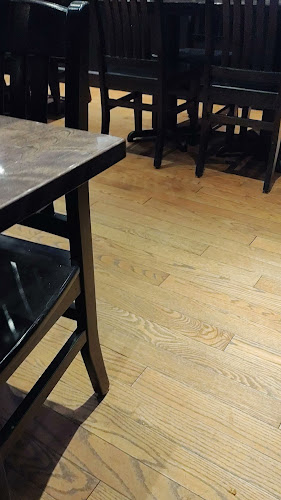 Opinii despre St. Louis Bar & Grill în St. Albert - Hospitality and gastronomy