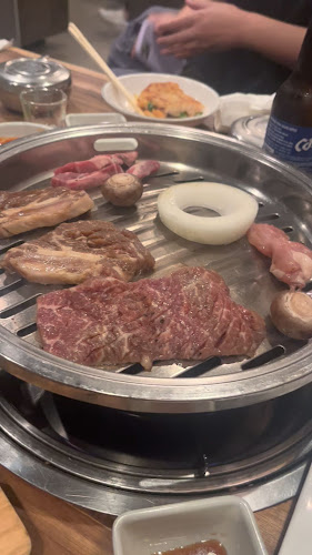Opinii despre Insadong Korean BBQ Restaurant în Coquitlam - Hospitality and gastronomy