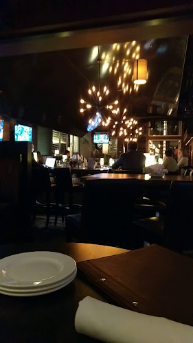 Opinii despre Wildcraft Grill + Long Bar în Waterloo - Hospitality and gastronomy