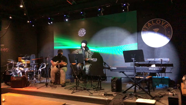 Opinii despre Italove Club (音乐酒吧餐厅） în Richmond - Hospitality and gastronomy