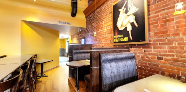 Spicy Olive Bar and Grille - Hospitality and gastronomy