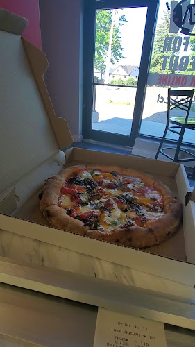 Opinii despre Pablo's Fine Pizza în Waterloo - Hospitality and gastronomy