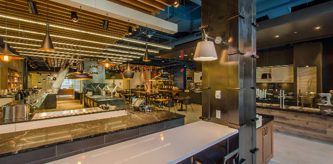 Eighth Avenue Trattoria - Hospitality and gastronomy