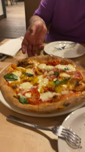 Opinii despre Antica Pizzeria & Ristorante în Niagara Falls - Hospitality and gastronomy