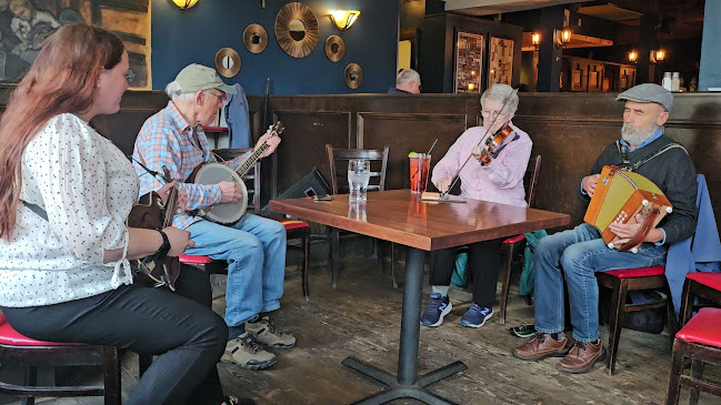 Comentarii opinii despre The Old Triangle