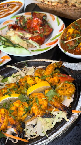 34 King St S, Waterloo, ON N2J 2X5