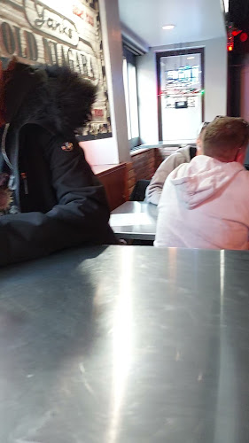 Yank's Old Niagara Bar & Grill - Hospitality and gastronomy