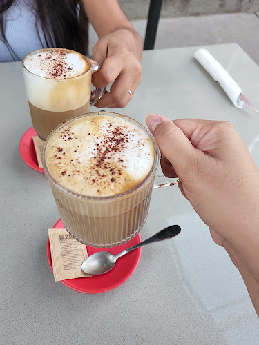 Giovanni's Snack Bar & Pizzeria - Hospitality and gastronomy