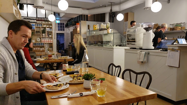 Opinii despre Grano Pizzeria în Vancouver - Hospitality and gastronomy