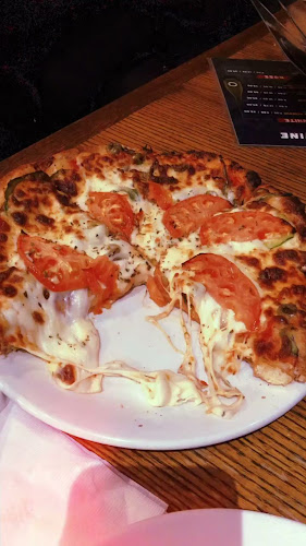 Opinii despre Big Rig Kitchen & Brewery - Iris în Ottawa - Hospitality and gastronomy