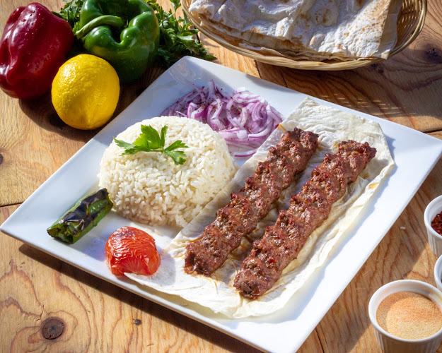 Opinii despre Istanbul Grill Turkish Restaurant în Richmond Hill - Hospitality and gastronomy