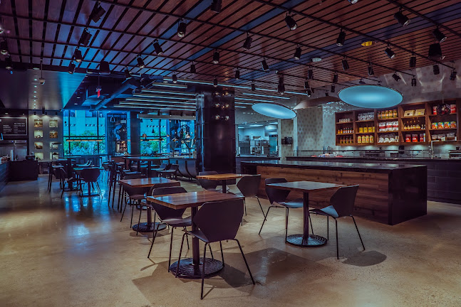 Eighth Avenue Trattoria