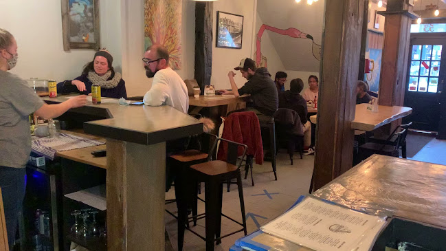 53 Dunlop St E, Barrie, ON L4M 1A7