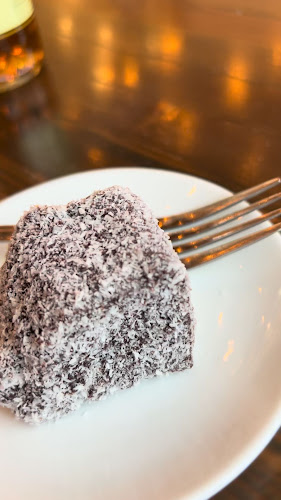 Comentarii opinii despre Peaked Pies Burnaby Heights