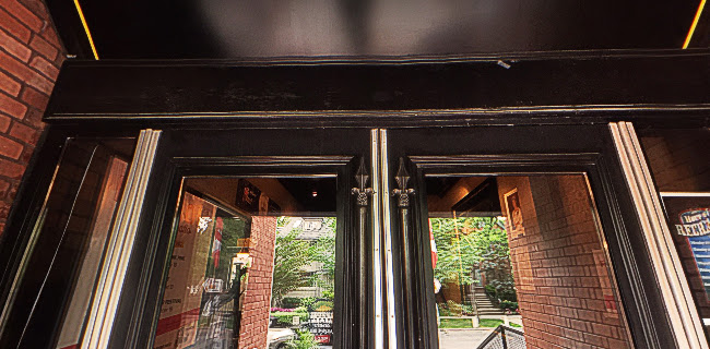 39 Prince Arthur Ave, Toronto, ON M5R 1B2