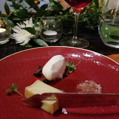 Opinii despre Chef & Somm - Food | Wine | Design în North York - Hospitality and gastronomy