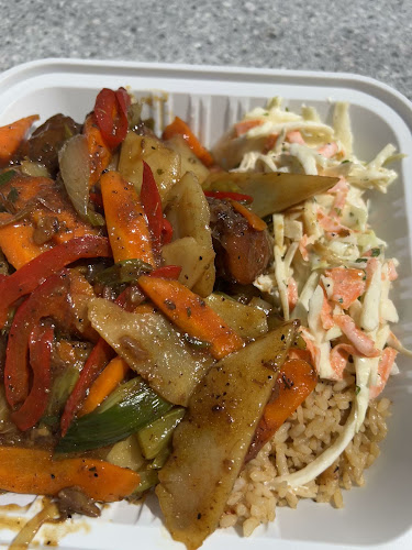 Opinii despre Dolly's Jerk Joint în Sarnia - Hospitality and gastronomy